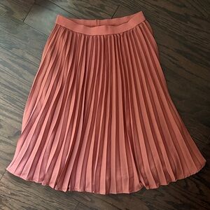 Elegant Pleated Midi Skirt in Rust